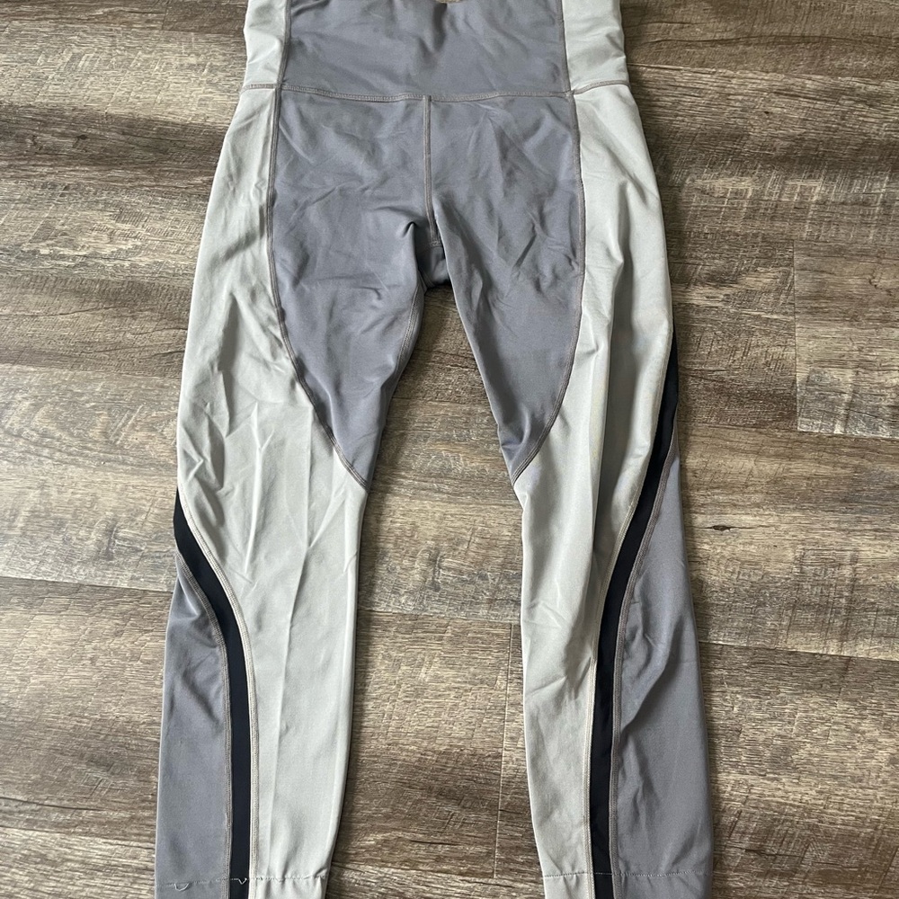 Athleta Gray and Cream Leggings